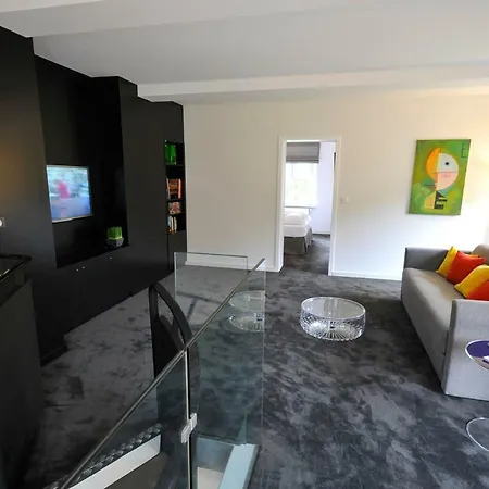 Le Duplex De Jules Orbey